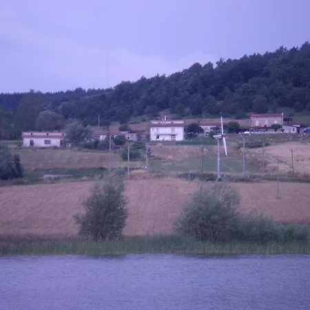 Farm stay Aia Di Lazzaro *